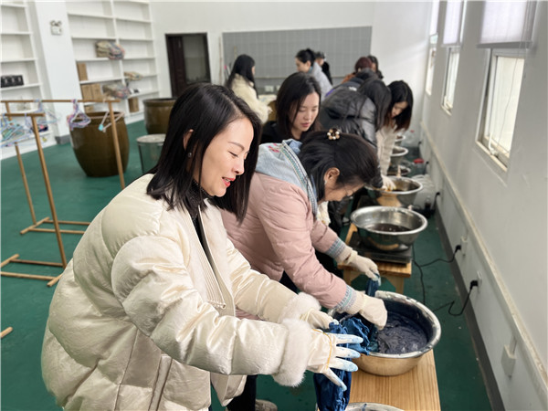 1710138041749503.jpg 3.jpg