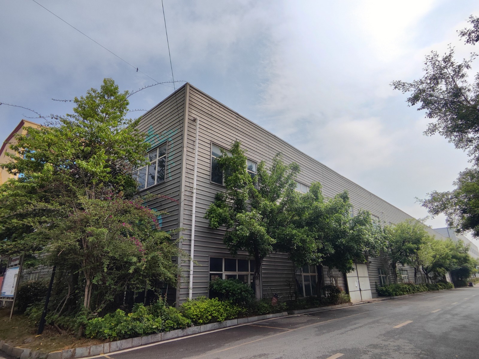 1729227296523745.jpg 1729227296523745.jpg