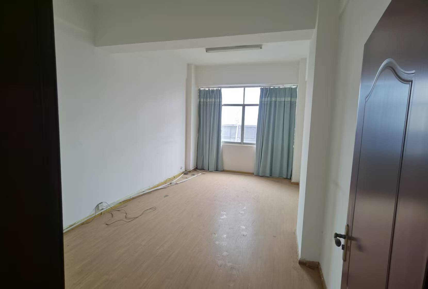 1748570759925711.jpg 圖片關(guān)鍵詞