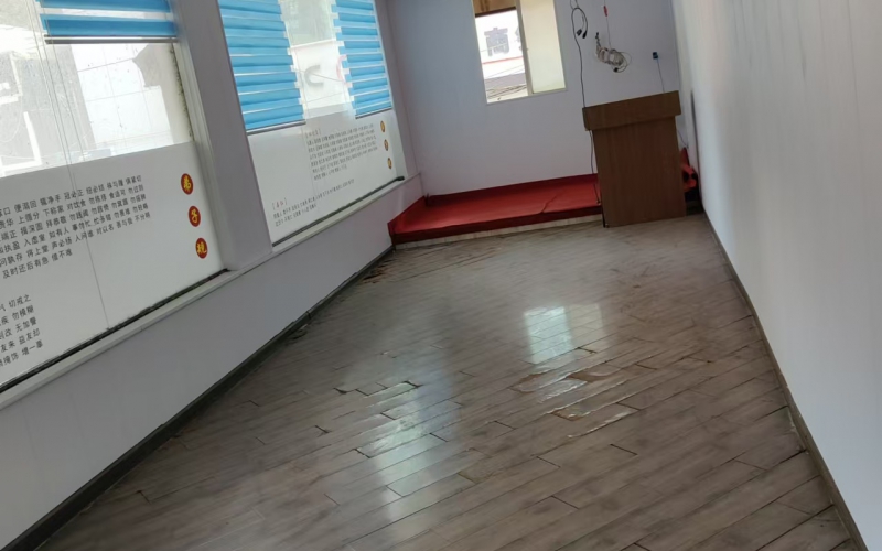 貴州省機關(guān)事務(wù)管理局國有資產(chǎn)管理服務(wù)中心貴陽市云巖區(qū)陜西路3A號附104號一層、二層門面招租