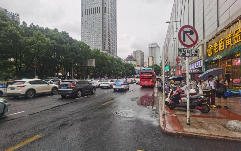 中華中路時(shí)代廣場(chǎng)1幢25層兩處資產(chǎn)轉(zhuǎn)讓?zhuān)ǔ钟蟹剑嘿F州省機(jī)關(guān)事務(wù)管理局國(guó)有資產(chǎn)管理服務(wù)中心）